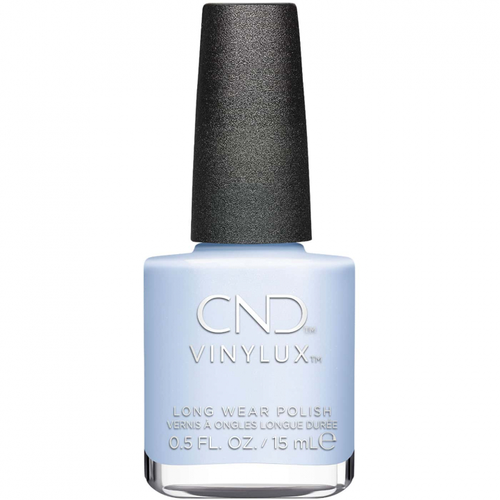 Icy blue nail polish – CND Vinylux No. 481 Fantasy Realm – Dreamy and sophisticated look