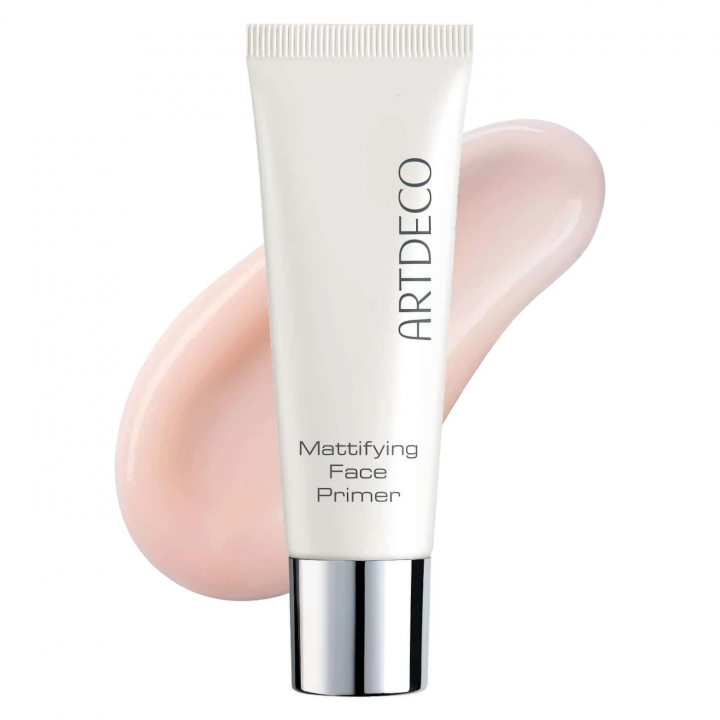 Artdeco Mattifying Face Primer – Silicone-free primer that controls shine, blurs pores, and extends makeup wear