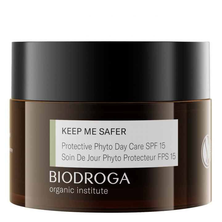 Biodroga Keep Me Safer Protective Phyto Day Care SPF 15 – Vegan organic day cream that hydrates, protects, and evens out skin tone