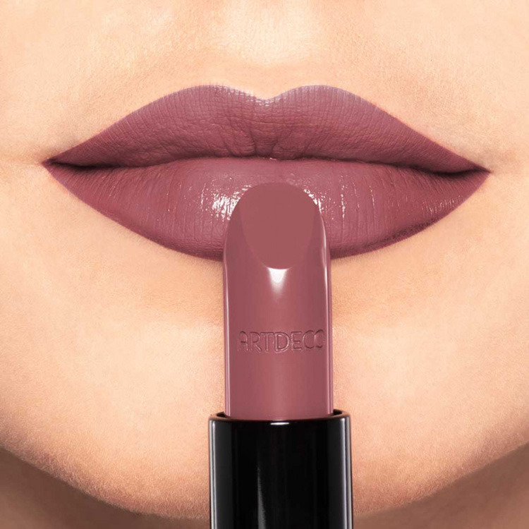 rosewood lipstick color