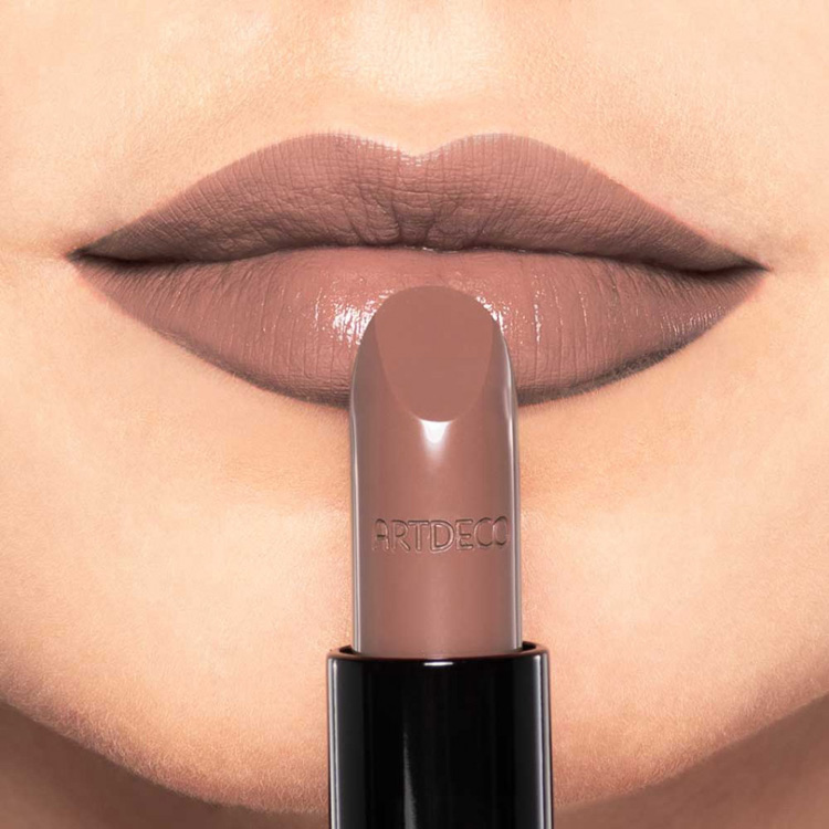 hazelnut lipstick color